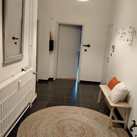 'nulle Part Ailleurs' *