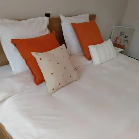 Apartment 'nulle Part Ailleurs' *